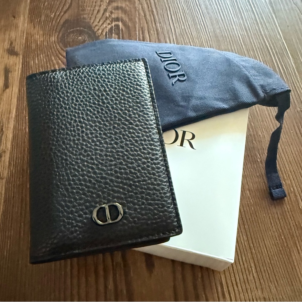 DIOR Beauty GWP Double Fold Card Holder - Picture 4 of 8